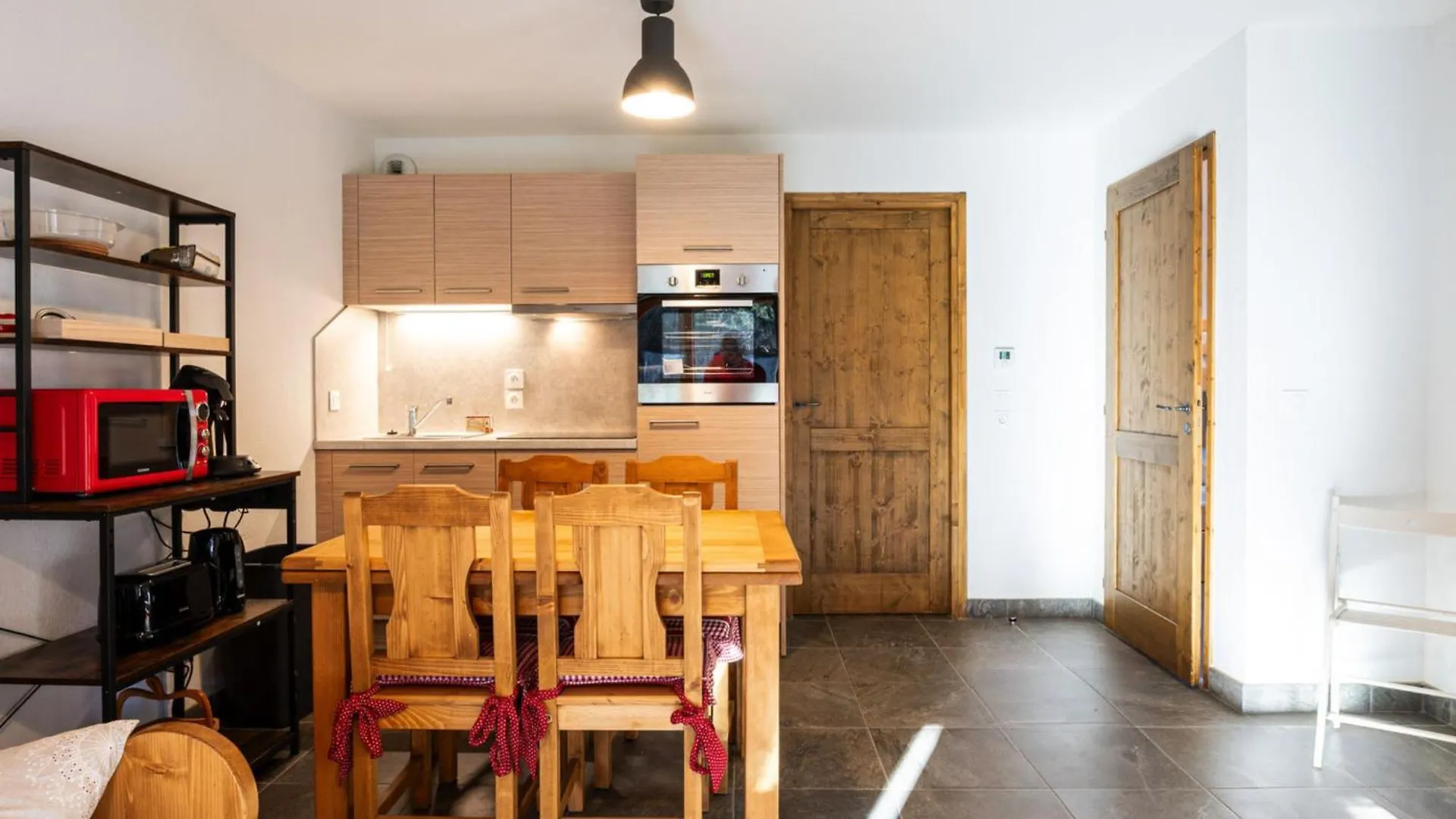 Apartment Niveoles By Interhome Morillon France